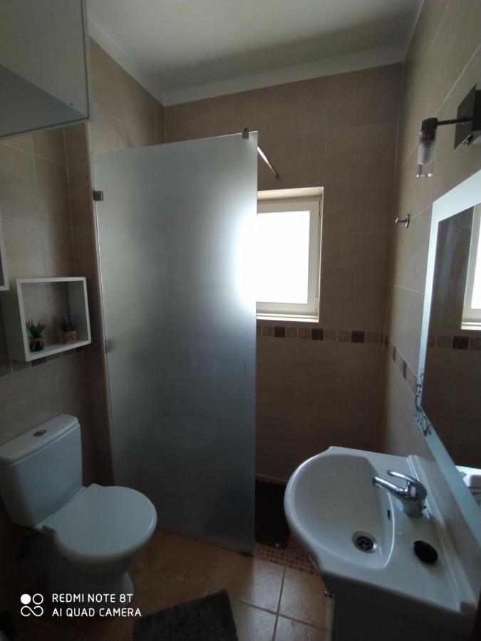 Sea View Apartment Portimao Bagian luar foto