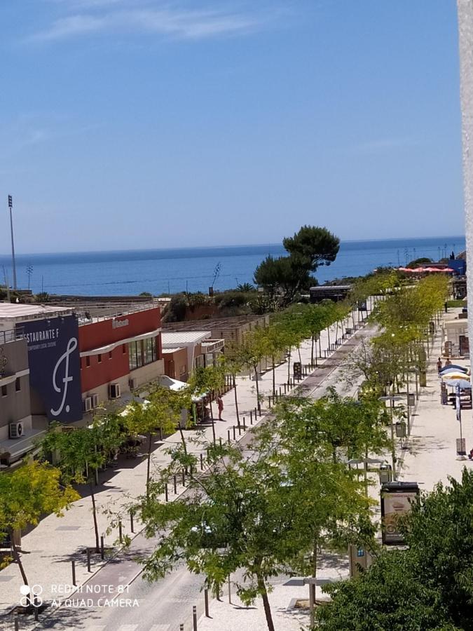 Sea View Apartment Portimao Bagian luar foto