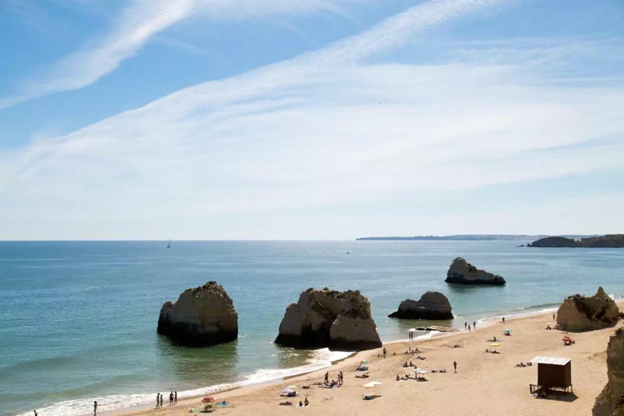 Sea View Apartment Portimao Bagian luar foto