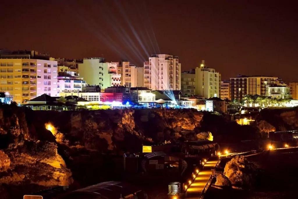 Sea View Apartment Portimao Bagian luar foto