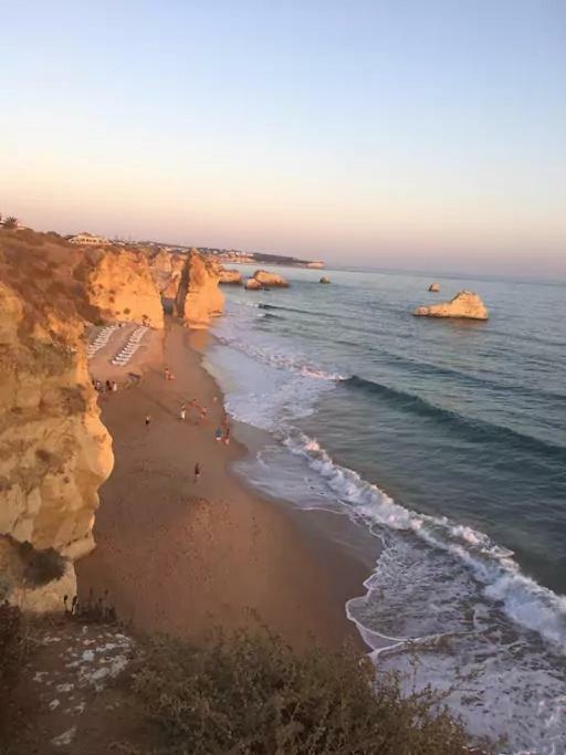 Sea View Apartment Portimao Bagian luar foto