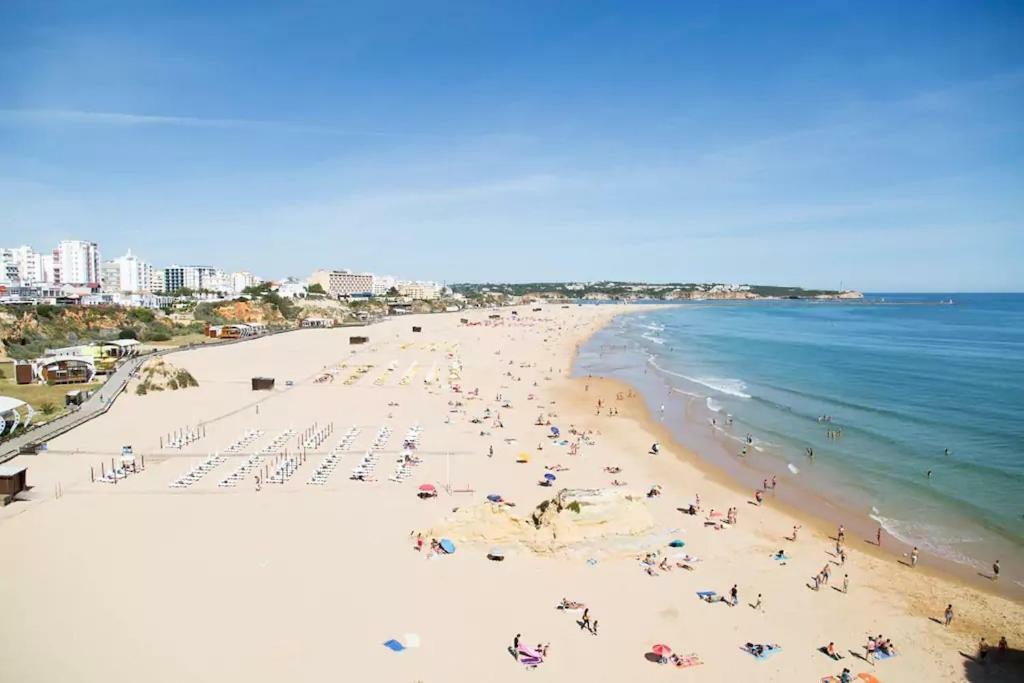 Sea View Apartment Portimao Bagian luar foto